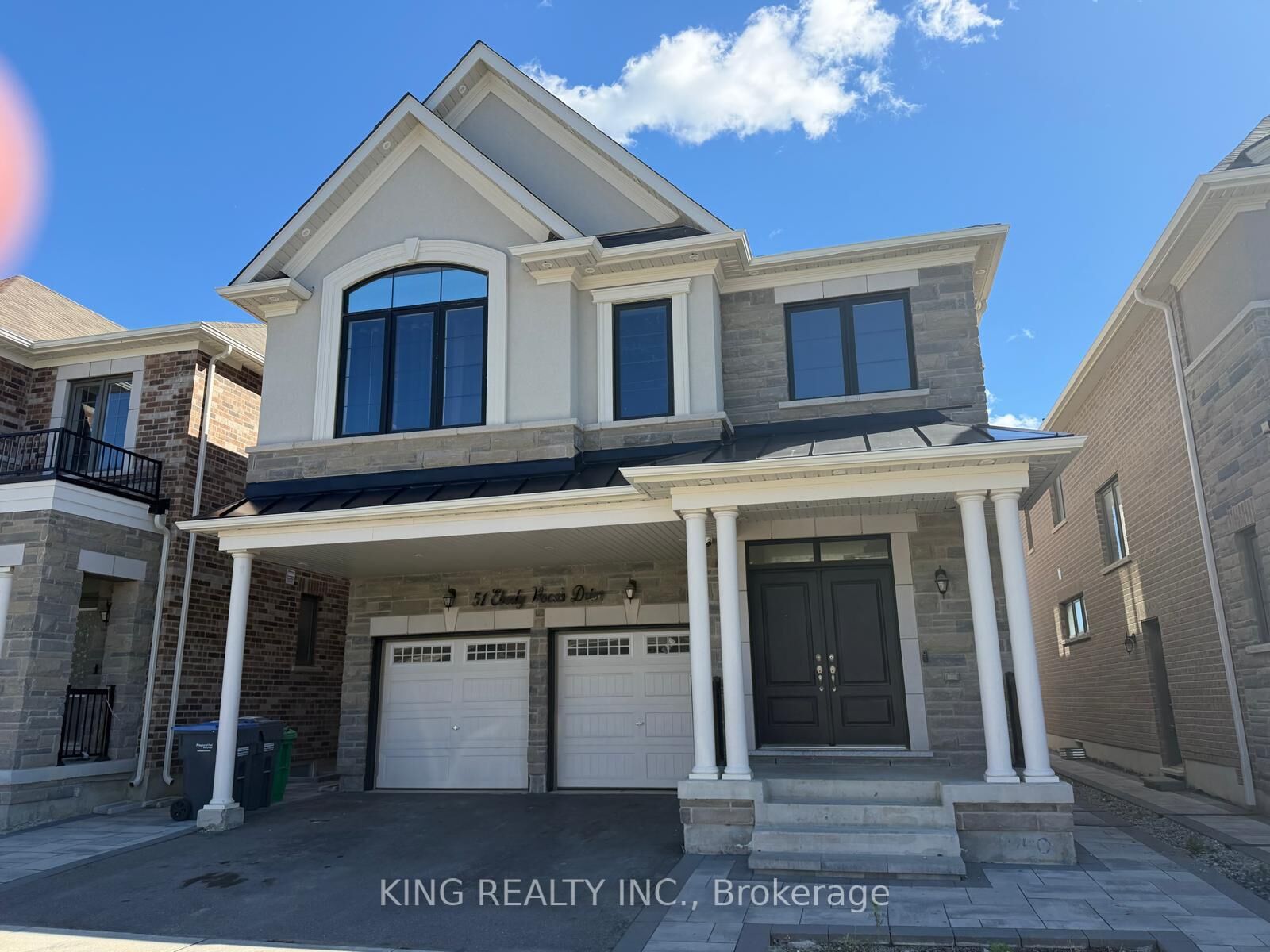 Property Photo: 51 Eberly Woods Drive ON L7C 4J2