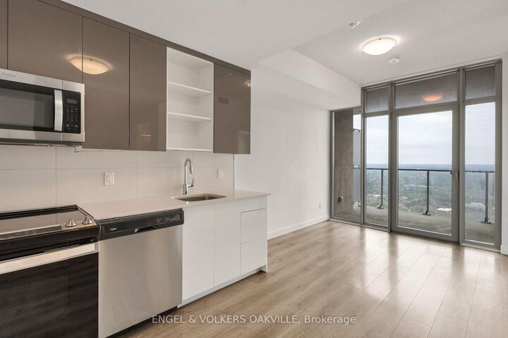 Property Photo: 60 Frederick Street 3912 ON N2H 0C7