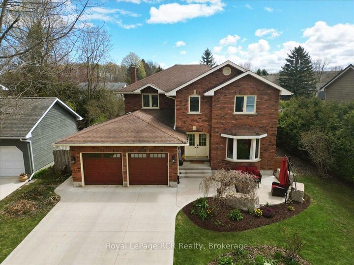Property Photo:  303 6th Avenue W  ON N4K 6H9 