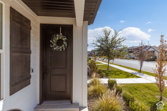 Property Photo:  13917 S Wide Ridge Way  UT 84096 