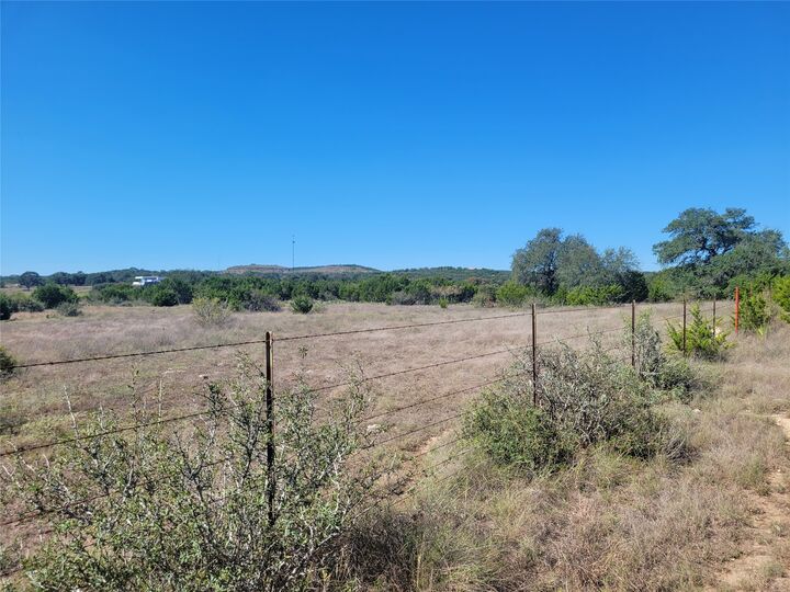 Property Photo: 648 Bonita Drive TX 78606