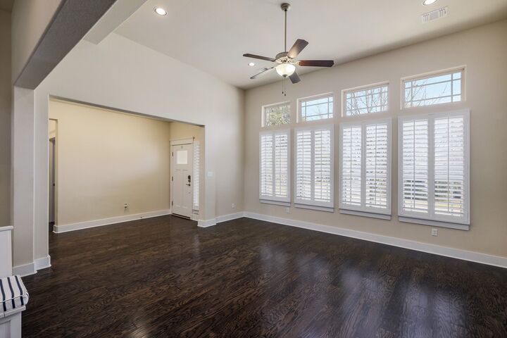 Property Photo: 11101 Avery Station Loop 26 TX 78717