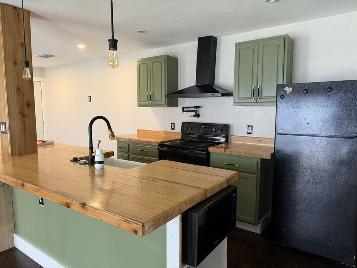 Property Photo: 2124 Burton Drive 263 TX 78741