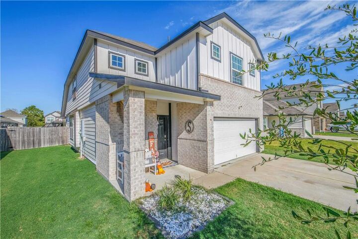 Property Photo:  993 Rice Drive  TX 77803 