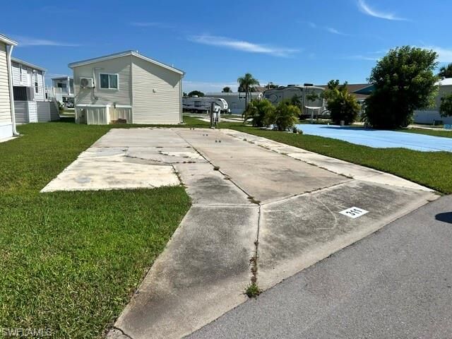 Property Photo:  19681 Summerlin Rd. 311  FL 33908 