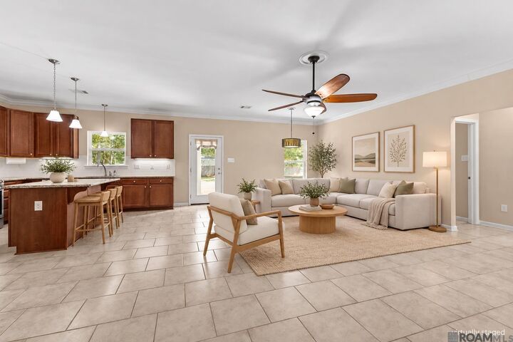 Property Photo:  13722 Hammack Rd  LA 70726 