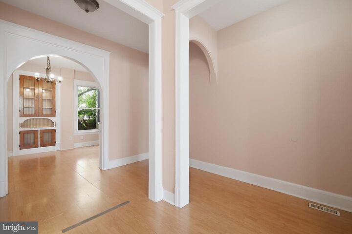 Property Photo:  1832 N North Capitol Street NW  DC 20002 