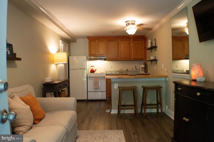 Property Photo:  176 Davisville Road 2  PA 18974 