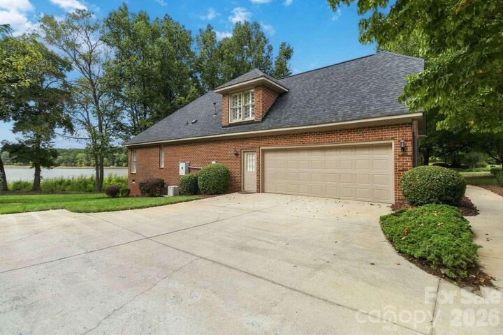 Property Photo:  1106 Westlake Drive  NC 28081 