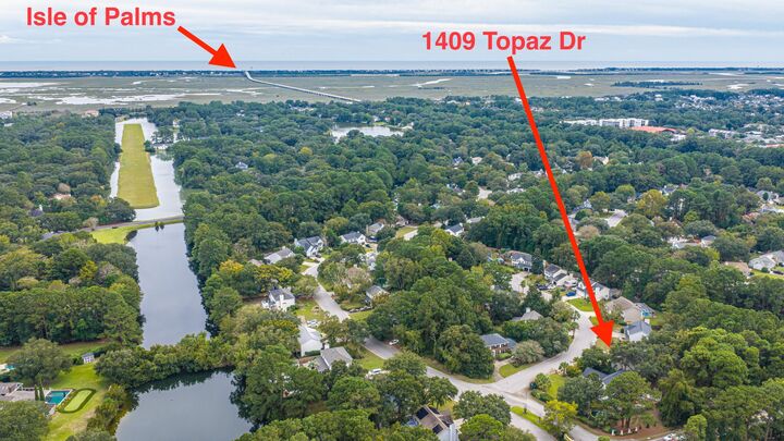 Property Photo:  1409 Topaz Drive  SC 29466 