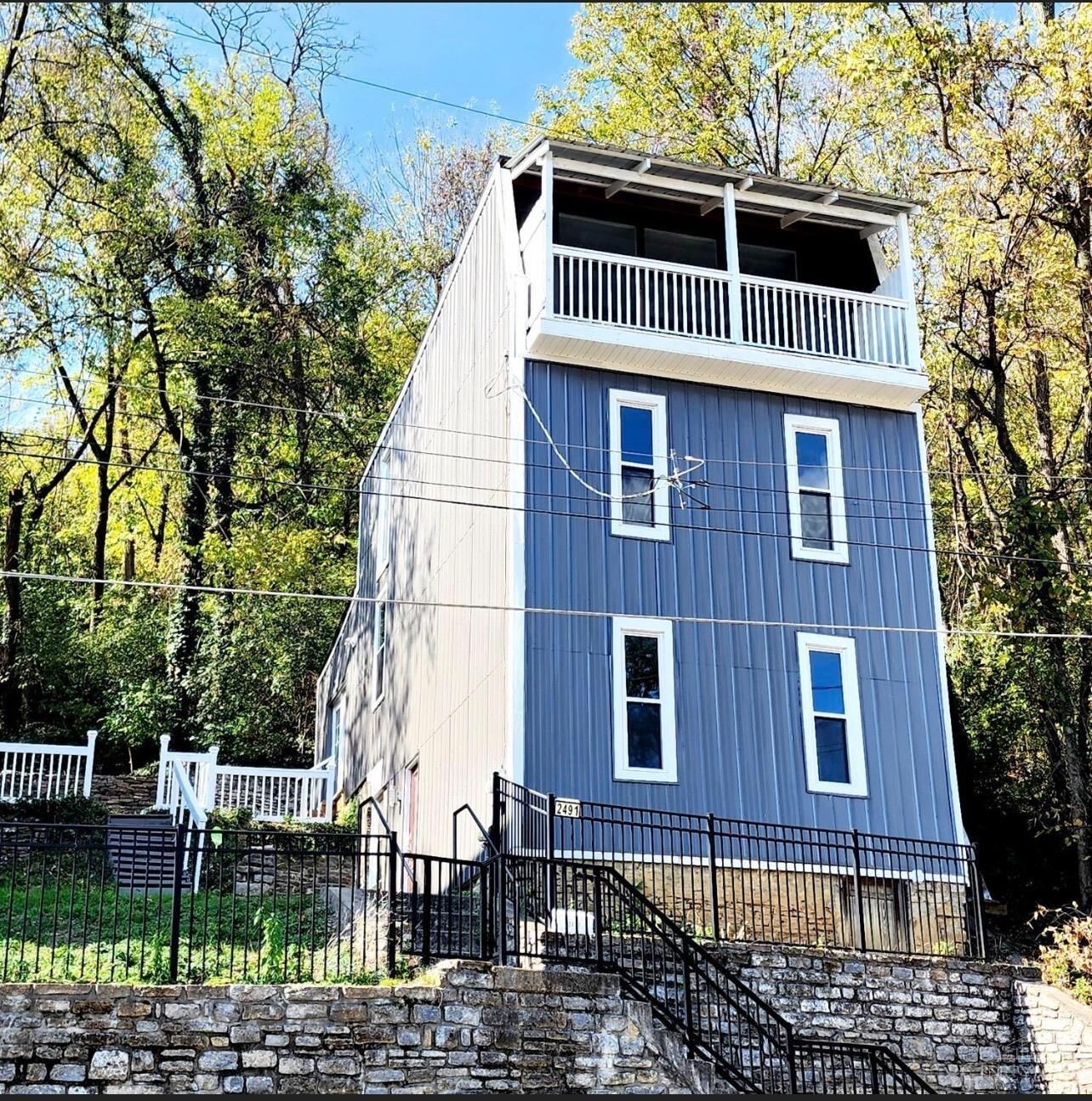 Property Photo: 2491 Warsaw Avenue OH 45204