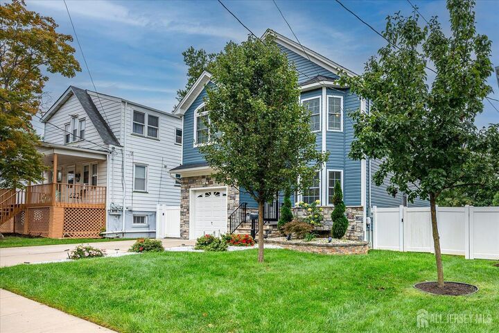 Property Photo:  37 Wildwood Avenue  NJ 08863 