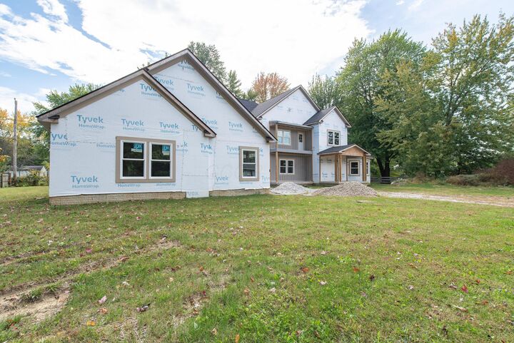 Property Photo:  176 Summit Glen SW Road  OH 43062 