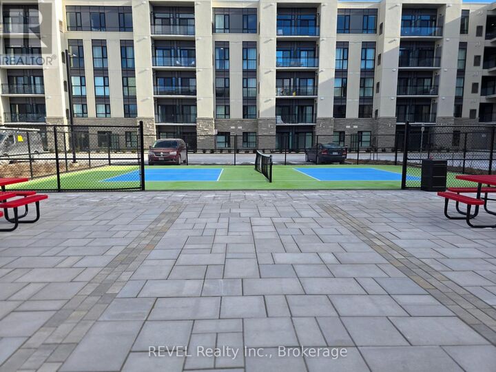 Property Photo: 50 Herrick Avenue 140 ON L2P 0G3