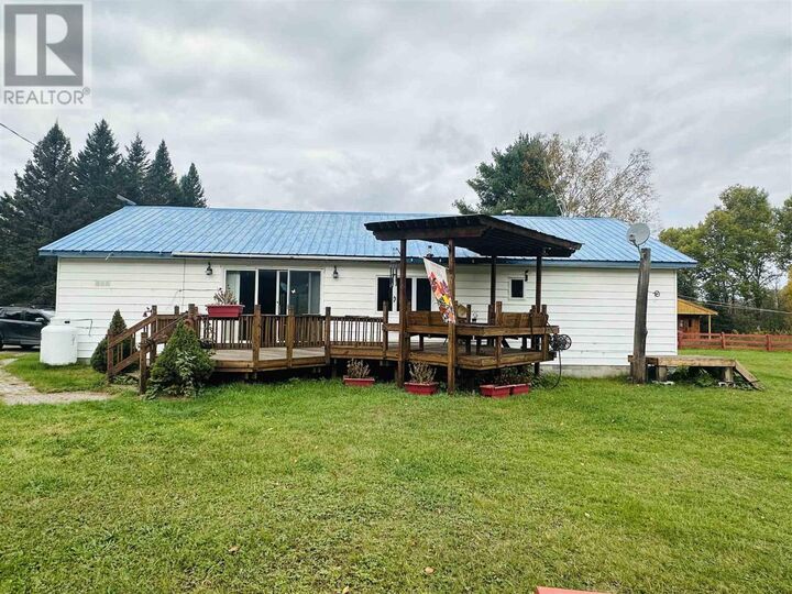 Property Photo: 16 Ski Hill Rd ON P0S 1J0