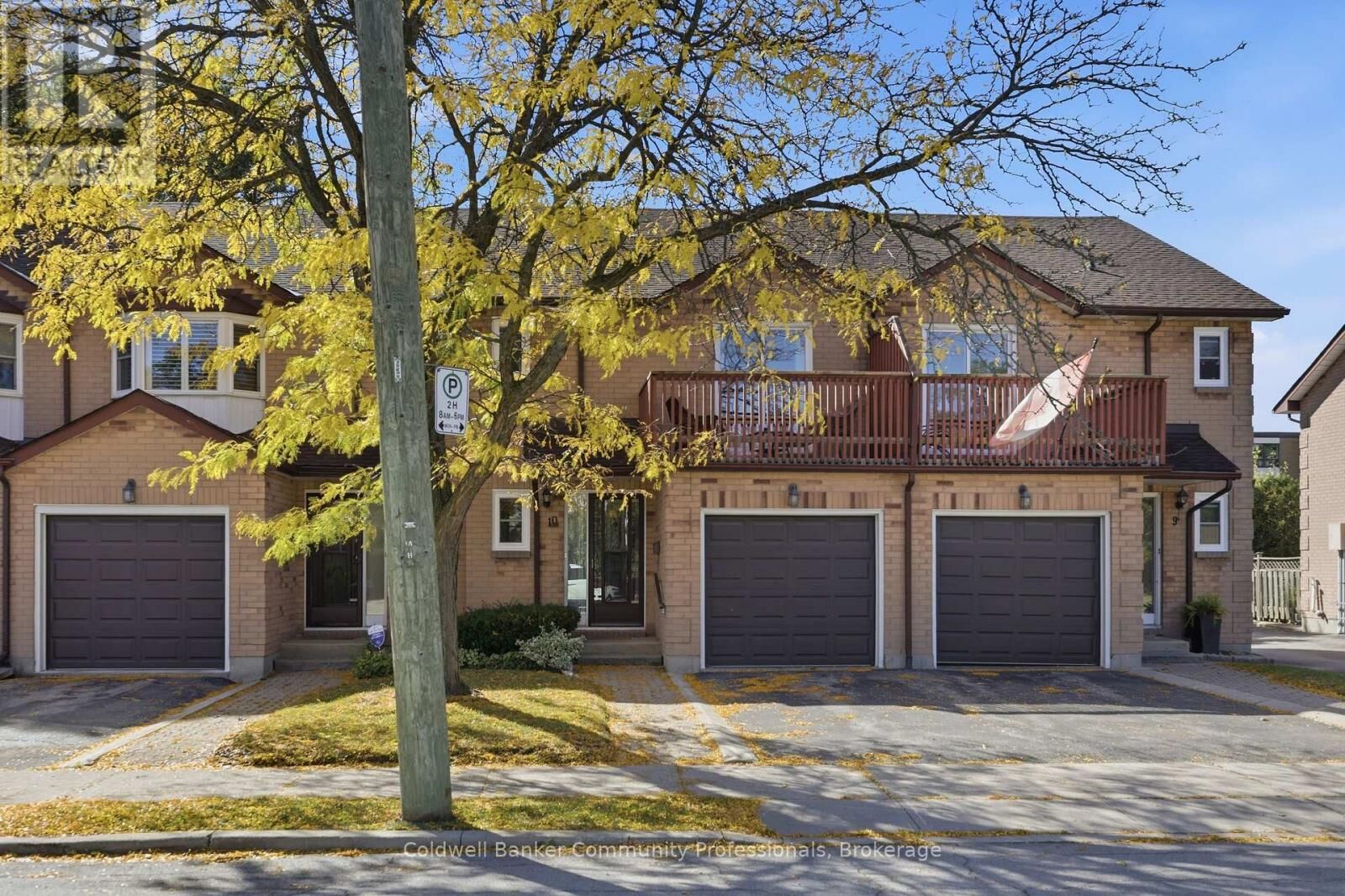 Property Photo:  14 Brucedale Avenue East 10  ON L9A 1M8 
