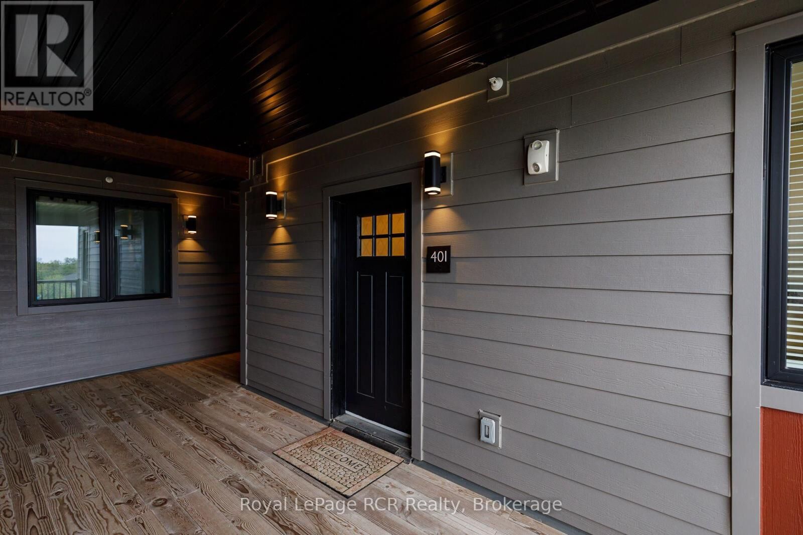 Property Photo:  20 Beckwith Lane 401  ON L9Y 3B6 