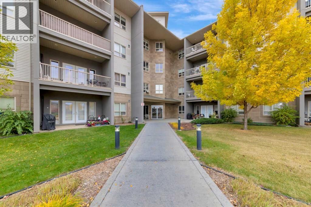 Property Photo:  4102 69 Avenue  AB T9V 7K5 