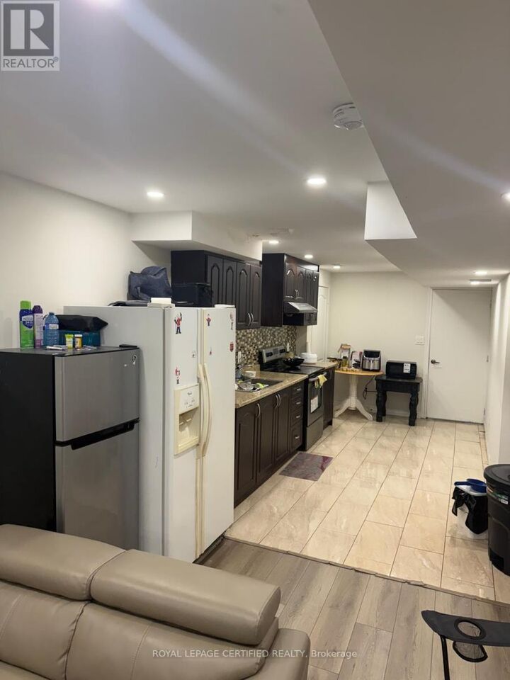 Property Photo:  7 Richmead Road 2  ON L6X 5G9 