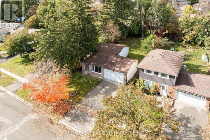 Property Photo: 97 Janice Drive ON L4N 5N5