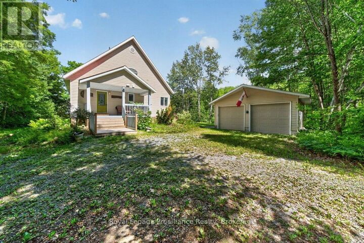 Property Photo:  1401 Whites Road  ON K0H 1B0 
