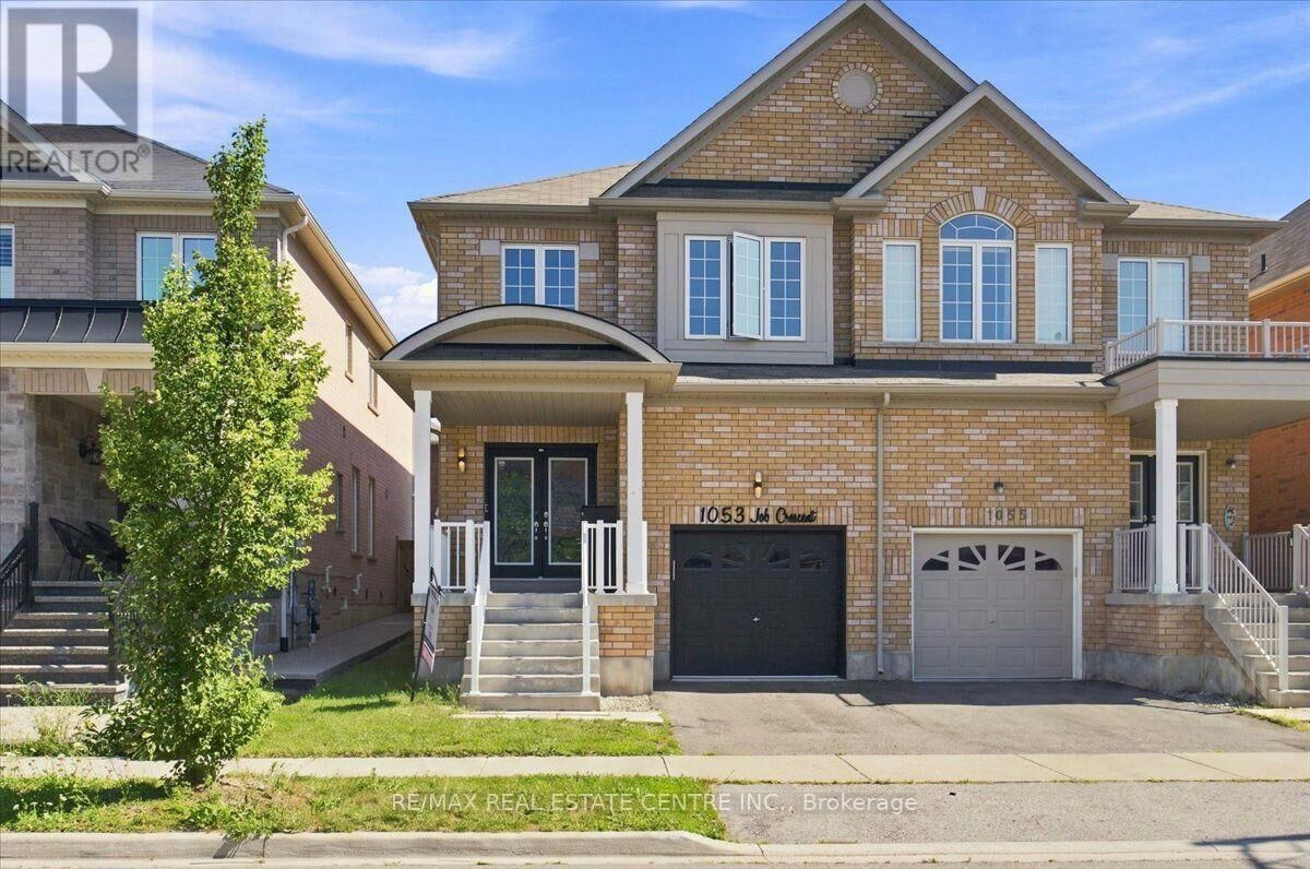 Property Photo:  1053 Job Crescent  ON L9T 8V6 