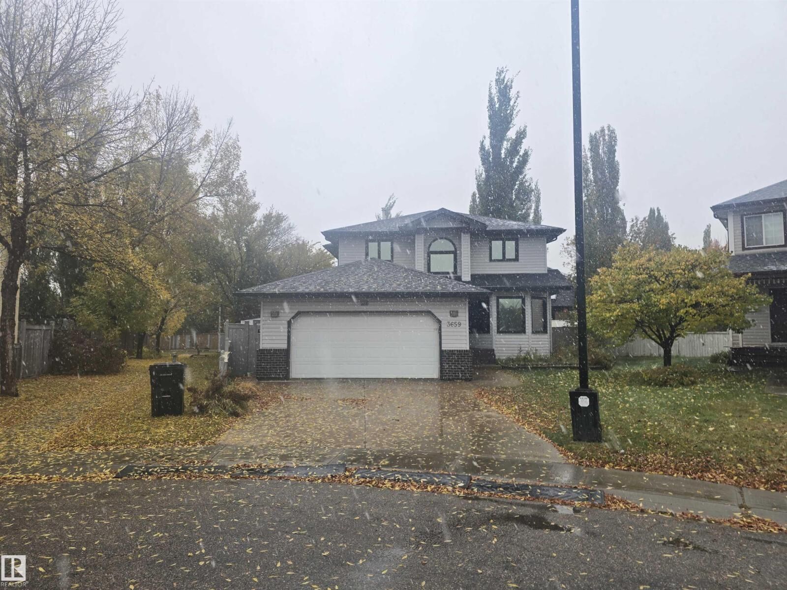Property Photo:  3659 30 St NW  AB T6T 1K3 
