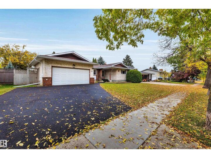 Property Photo: 25 Attwood Dr AB T8N 2T4