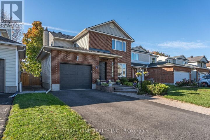Property Photo:  25 Wheeler Street  ON K2J 3B8 