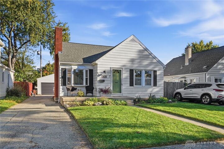 Property Photo: 425 Rockhill Avenue OH 45429