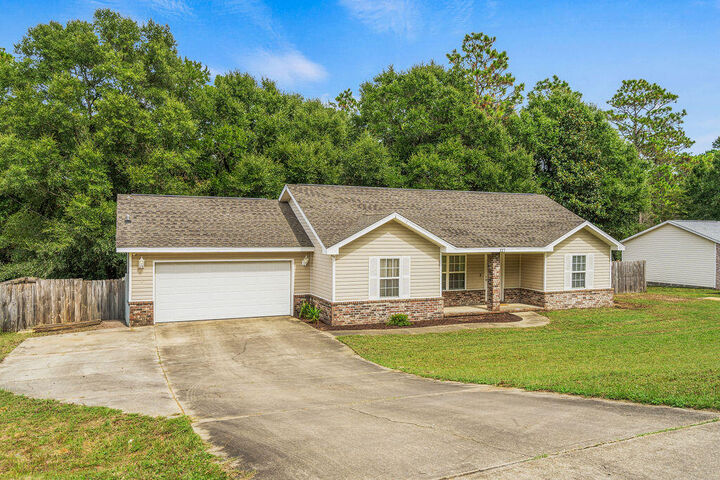 Property Photo:  327 Lakeview Drive  FL 32536 