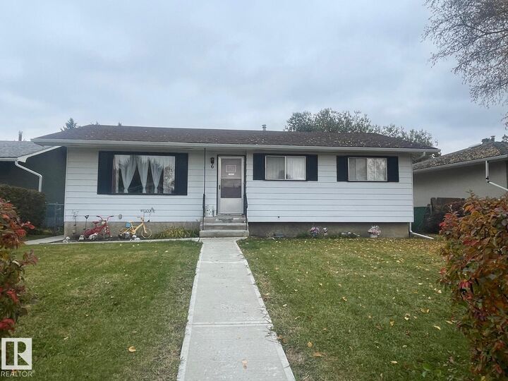 Property Photo: 6 Beechmont Crescent AB T7X 1G2