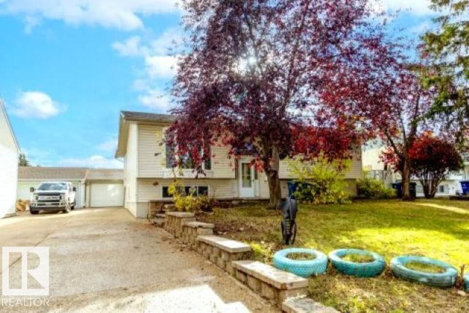 Property Photo:  5 Ells Crescent  AB T9H 1N4 