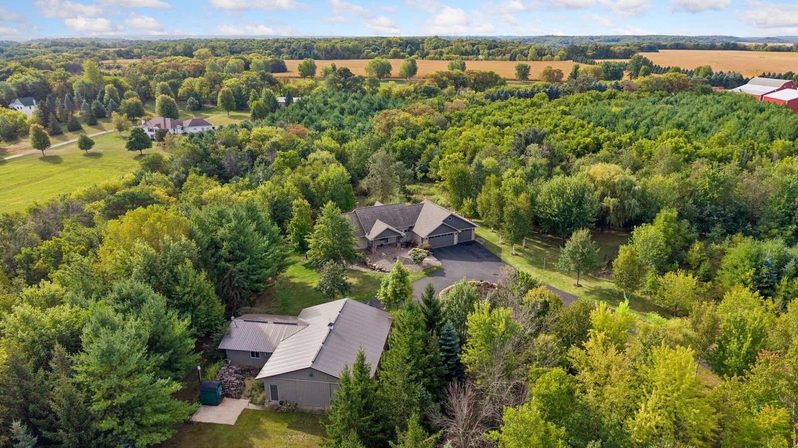 Property Photo:  555 Chinnock Lane  WI 54022 