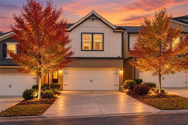 Property Photo:  1402 Vayda Court  GA 30066 