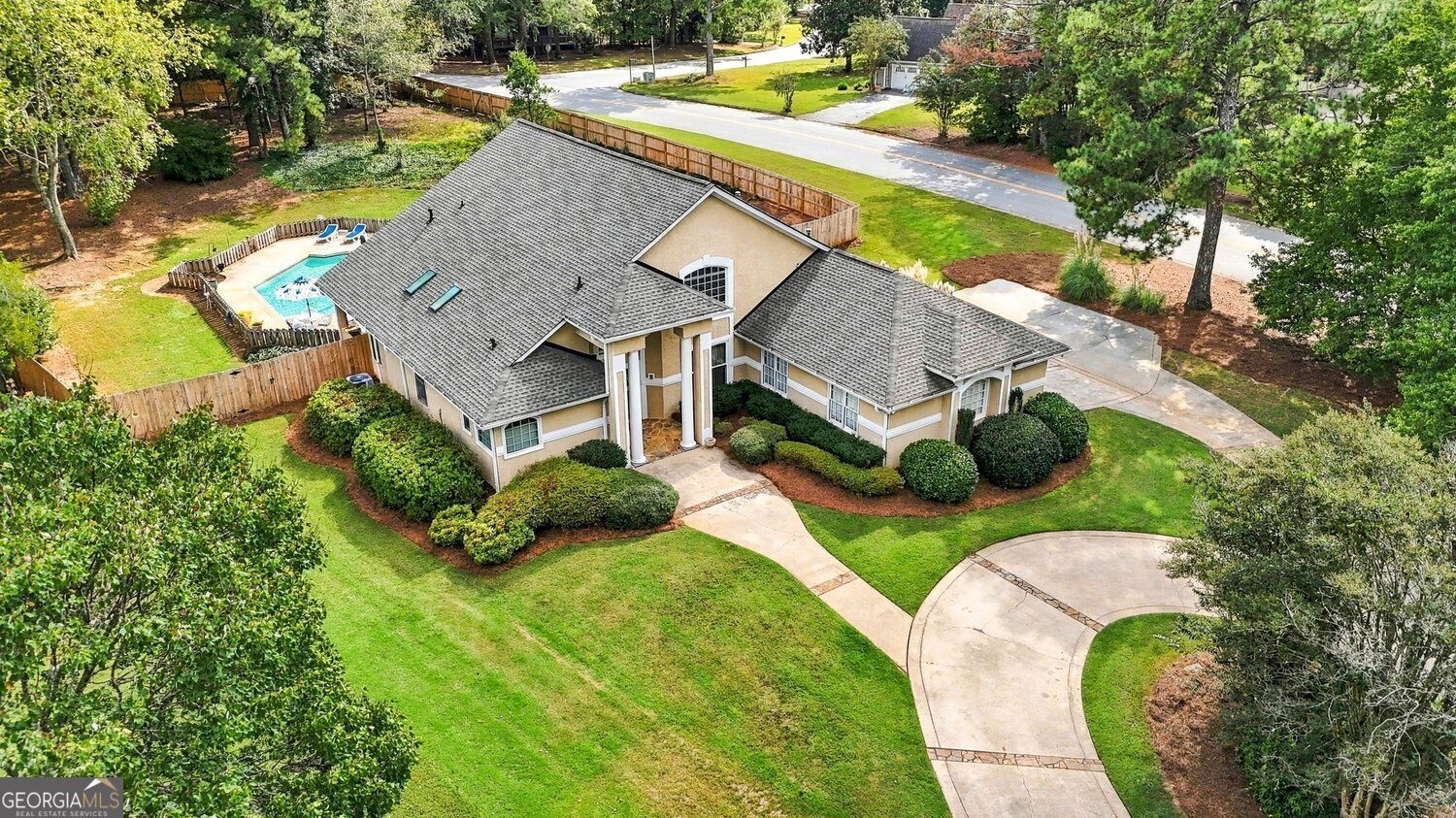 Property Photo: 20 Parkgate Lane GA 30269