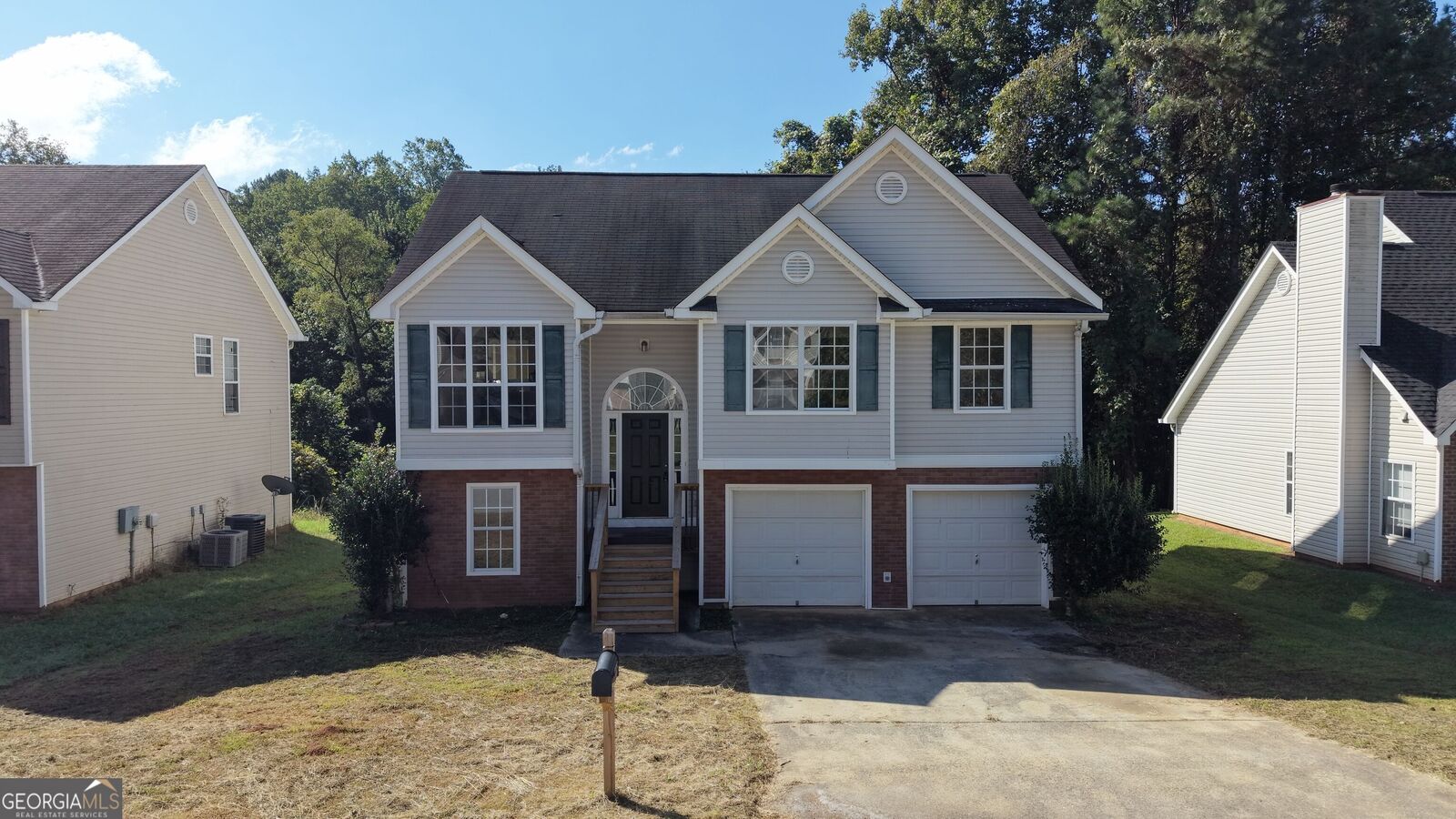 Property Photo: 626 Sycamore Drive GA 30238