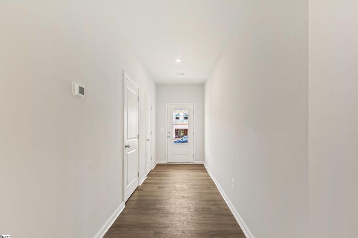 Property Photo: 128 River Knoll Drive SC 29640