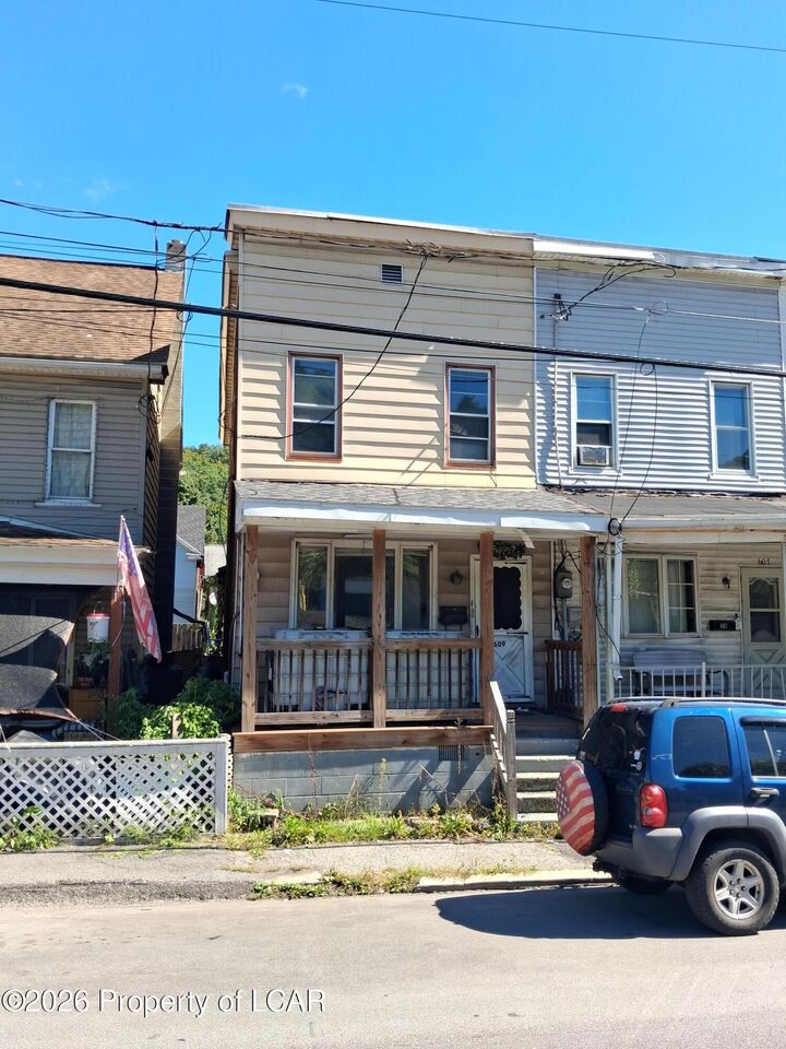 Property Photo: 609 N Railroad Street PA 18252