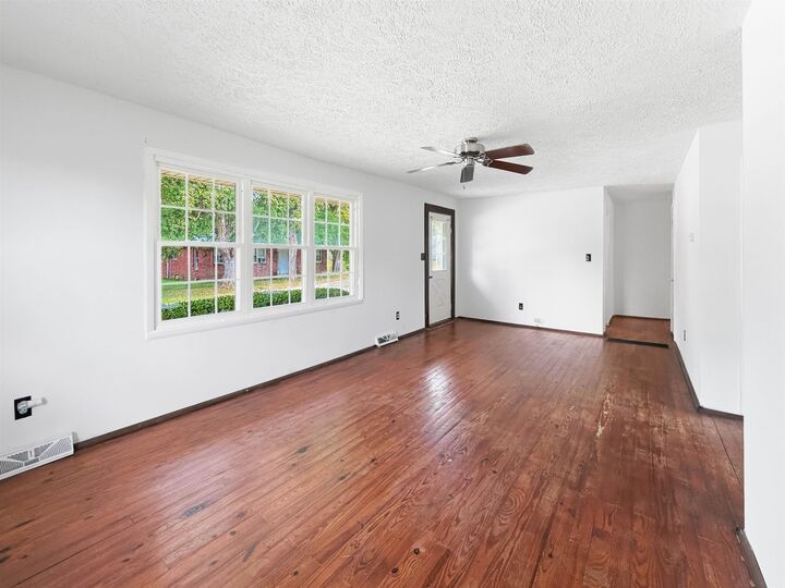 Property Photo:  18 Cowen Rd  KY 42459-0000 