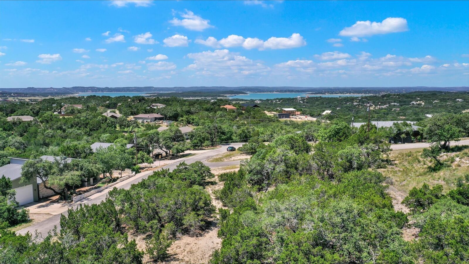 Property Photo: 355 Nighthawk TX 78133