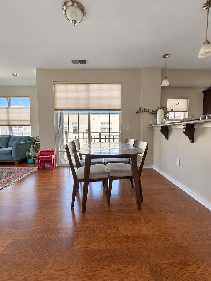 Property Photo:  443 2nd St 405  NJ 07302 