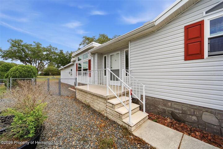 Property Photo:  8401 Weatherford Avenue  FL 34613 