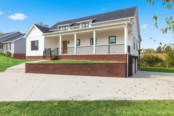 Property Photo:  100 Chandler Drive  KY 40422 