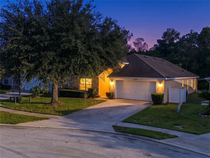 Property Photo:  3179 Stonehurst Circle  FL 34741 
