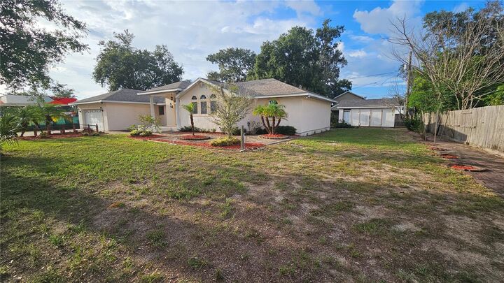 Property Photo: 25 E Chesley Avenue FL 32726