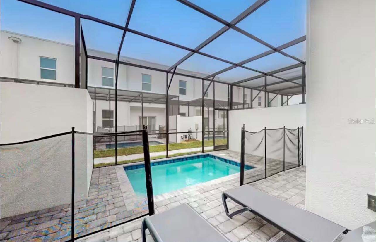 Property Photo:  469 Famagusta Drive  FL 33896 