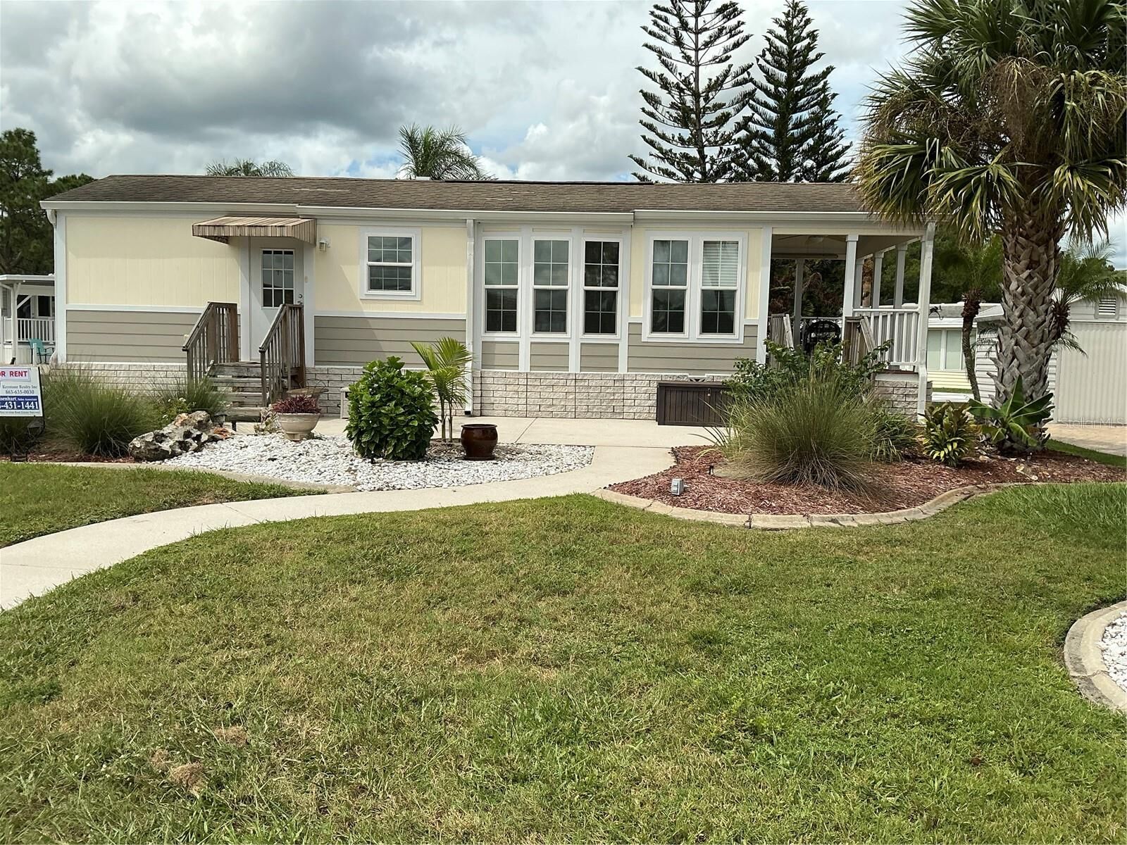 Property Photo: 178 Lily Creek Way Way FL 33843