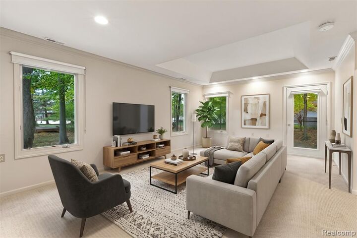 Property Photo:  21296 Juniper Court 73  MI 48336 4100 