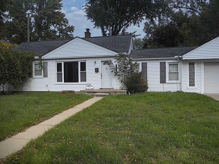 Property Photo: 15232 Melrose Street MI 48154